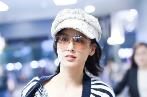 央视速评：劳动谱写工夫华章 斗争创制美妙另日——贺喜“五一”邦际劳动节